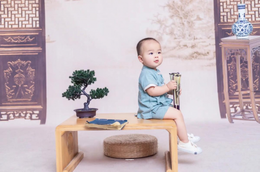 嘉鱼十个月宝宝可以吃盐吗